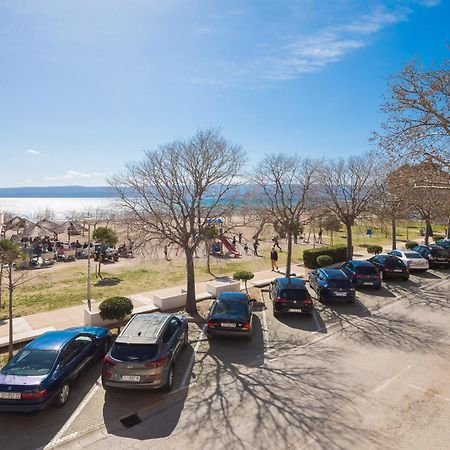 Sandy Beach Apartment Omis Exterior photo